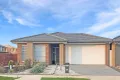 Property photo of 27 Smile Crescent Wyndham Vale VIC 3024