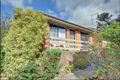 Property photo of 9/10 Simpson Street Black Hill VIC 3350