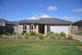 Property photo of 2 Lignum Place Brookfield VIC 3338