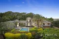 Property photo of 6002 Olympic Drive Hope Island QLD 4212