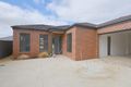 Property photo of 2/903 Skipton Street Redan VIC 3350