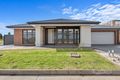 Property photo of 20 Basildon Crescent Strathtulloh VIC 3338