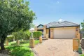 Property photo of 8 Pinehurst Place Oxley QLD 4075