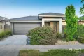 Property photo of 5 Holbrook Crescent Kalkallo VIC 3064