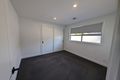 Property photo of 33 Milton Parade Bundoora VIC 3083
