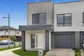 Property photo of 2 Bunch Walk Truganina VIC 3029