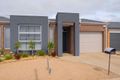 Property photo of 2/353 Hogans Road Tarneit VIC 3029