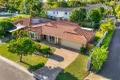 Property photo of 4 Chapman Place Oxley QLD 4075