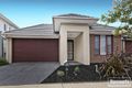 Property photo of 10 Edgeware Close Pakenham VIC 3810