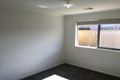 Property photo of 40 Timbertop Crescent Drouin VIC 3818