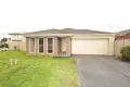 Property photo of 16 Hood Place Pakenham VIC 3810