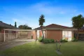 Property photo of 5 Sieben Close Mill Park VIC 3082