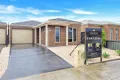 Property photo of 39B Greenleaf Circuit Tarneit VIC 3029