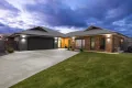 Property photo of 5 Banksia Court Moama NSW 2731