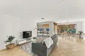 Property photo of 6 Gainsford Way Burnside VIC 3023
