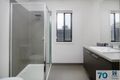 Property photo of 30 Saloon Circuit Clyde North VIC 3978