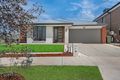 Property photo of 33 Eaglemont Way Werribee VIC 3030