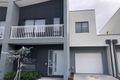 Property photo of 10 Randwick Lane Clyde North VIC 3978