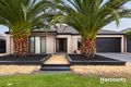 Property photo of 2 Walden Court Cranbourne North VIC 3977