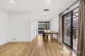 Property photo of 10 Sharman Court Bundoora VIC 3083