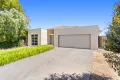 Property photo of 6 Simmons Court Sale VIC 3850