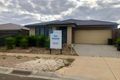 Property photo of 15 Phoenix Grove Fraser Rise VIC 3336