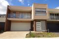 Property photo of 27 Grattan Cove Craigieburn VIC 3064