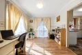 Property photo of 10 Kurrajong Road Narre Warren VIC 3805