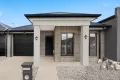 Property photo of 6 Frangipani Way Mickleham VIC 3064