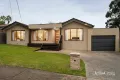 Property photo of 17 Sherlowe Crescent Viewbank VIC 3084
