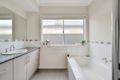 Property photo of 8 Platt Close Pakenham VIC 3810