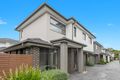 Property photo of 5/114 Kennington Park Drive Endeavour Hills VIC 3802
