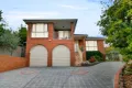 Property photo of 4 Montague Court Endeavour Hills VIC 3802