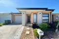 Property photo of 17 Escapade Street Tarneit VIC 3029