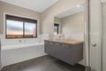 Property photo of 14 Collins Parade Kyneton VIC 3444