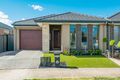 Property photo of 16 Black Wattle Road Craigieburn VIC 3064