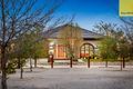 Property photo of 4 McMinn Place Taylors Hill VIC 3037