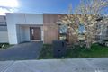 Property photo of 6 Oxbow Walk Truganina VIC 3029
