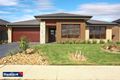 Property photo of 2 Mountainview Boulevard Cranbourne North VIC 3977