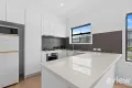 Property photo of 2/195 Beach Street Frankston VIC 3199