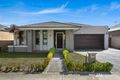 Property photo of 28 Mannavue Boulevard Cranbourne North VIC 3977