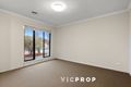 Property photo of 8 Yaramba Boulevard Point Cook VIC 3030