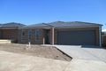 Property photo of 26 Hazelnut Boulevard Berwick VIC 3806