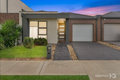 Property photo of 18 Higgins Street Fraser Rise VIC 3336