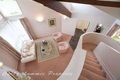 Property photo of 5 McKinley Court Mount Ommaney QLD 4074