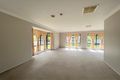 Property photo of 3 Ruthven Close Hillside VIC 3037