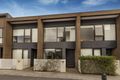 Property photo of 7 Olsen Walk Mill Park VIC 3082