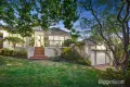 Property photo of 19 Bowman Street Mount Waverley VIC 3149
