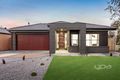 Property photo of 2 Vineleaf Avenue Wallan VIC 3756