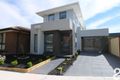 Property photo of 17 Coventry Crescent Mill Park VIC 3082